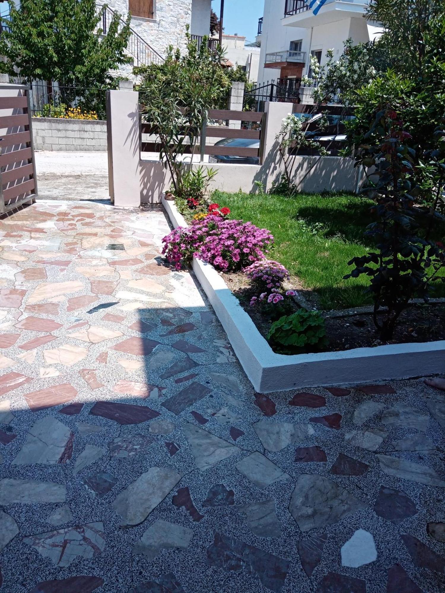 Roses 2 Apartment Skala Sotiros Exterior photo